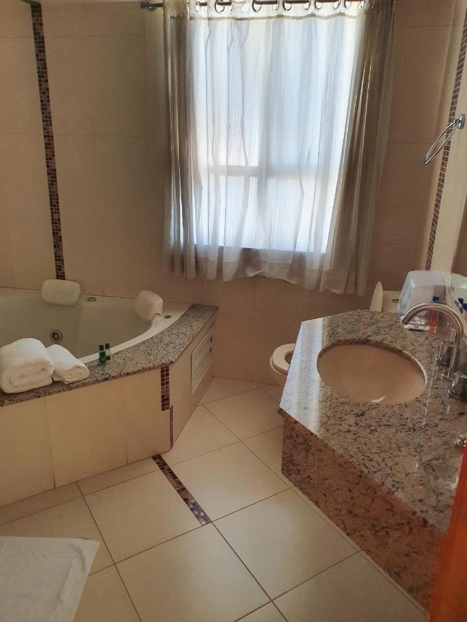 San Marino Palace Hotel Guarapuava Buitenkant foto